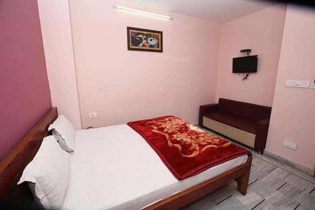 Oyo 15242 Hotel Rathi Palace Džajpur Exteriér fotografie