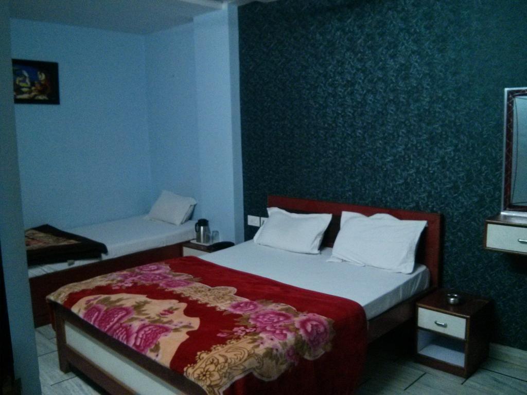 Oyo 15242 Hotel Rathi Palace Džajpur Exteriér fotografie